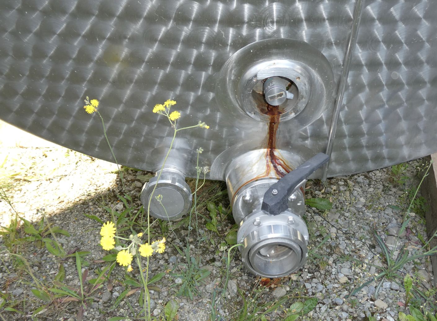 Behälter 10.000 Liter aus V2A, isoliert