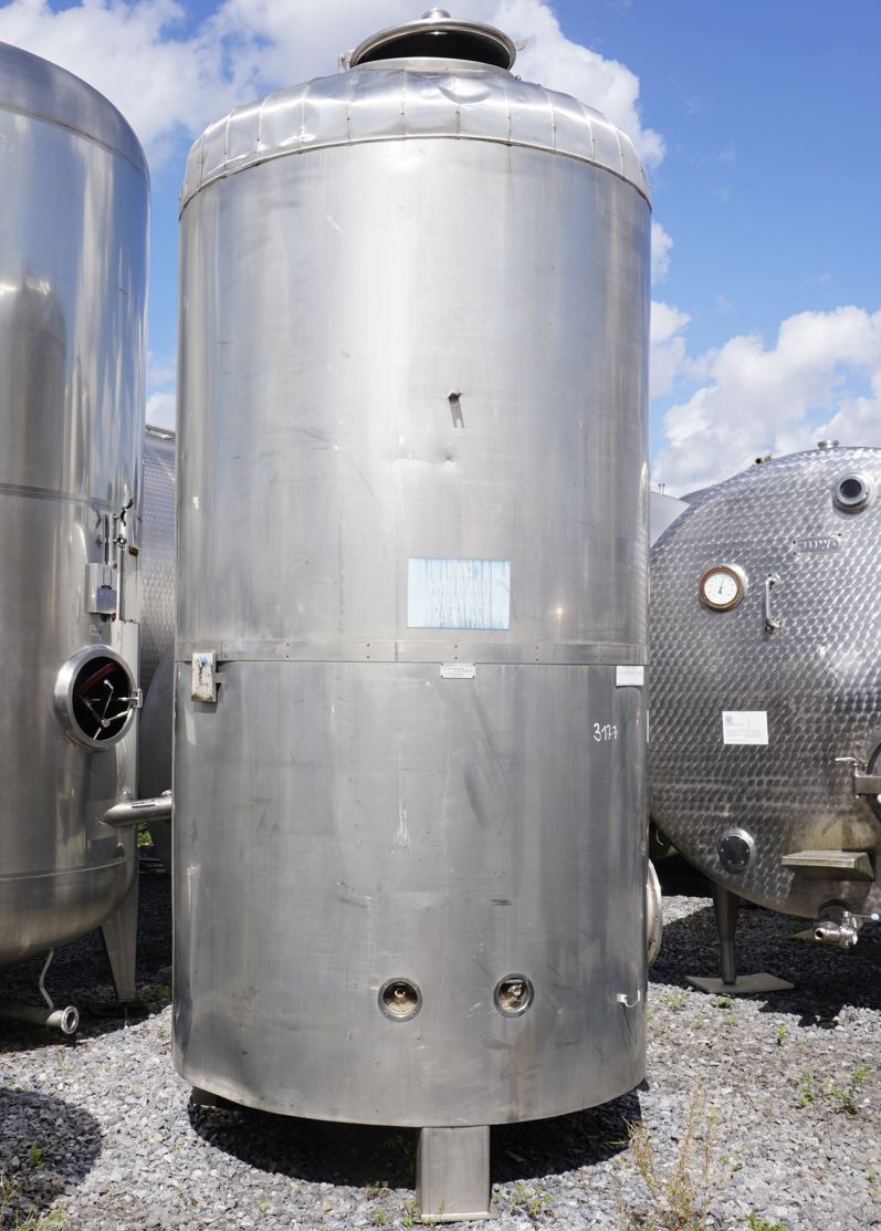 Behälter 4.500 Liter aus V4A, isoliert