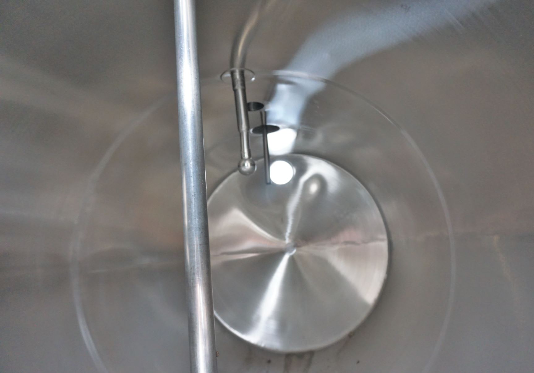 Behälter 6.000 Liter aus V2A, isoliert