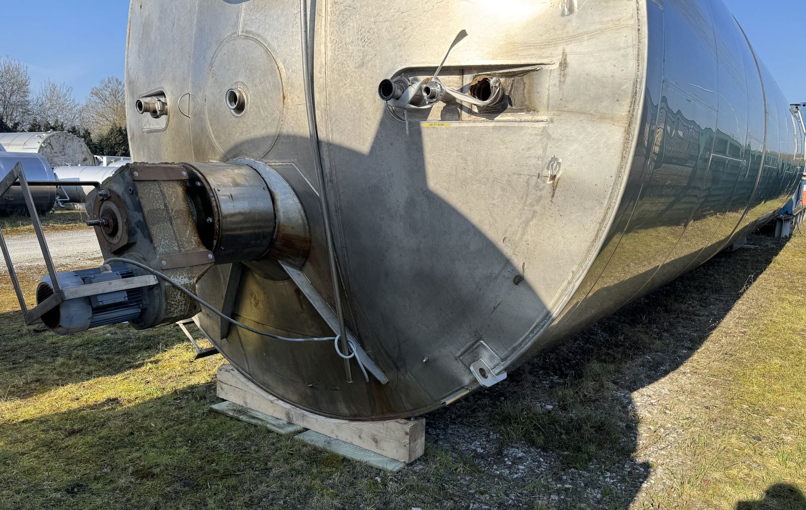 100.000 Liter Tank aus V2A, isoliert