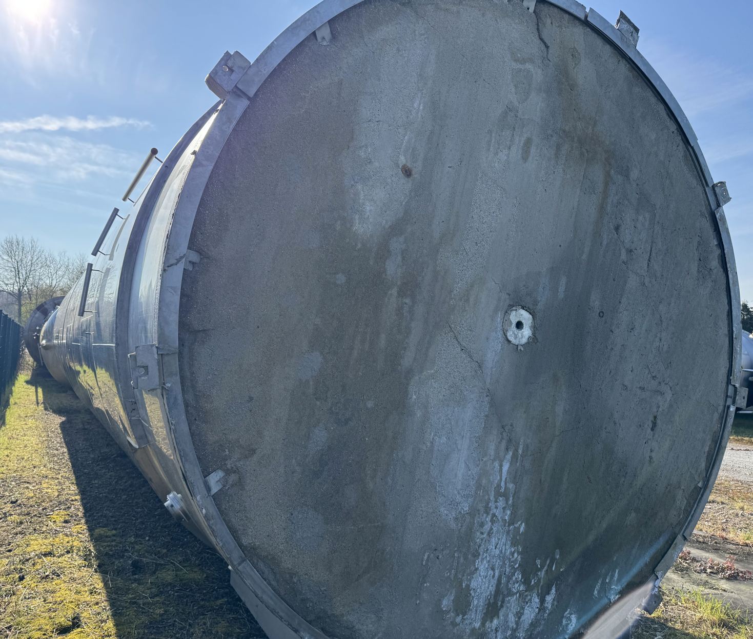 100.000 Liter Tank aus V2A, isoliert