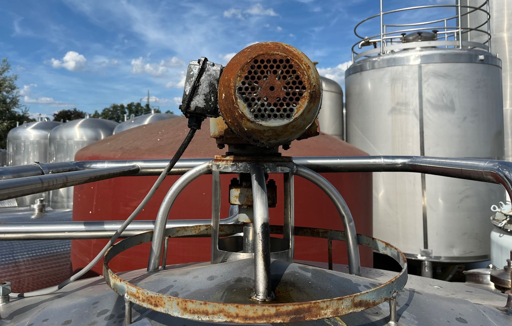 Behälter 3.500 Liter aus V2A, isoliert