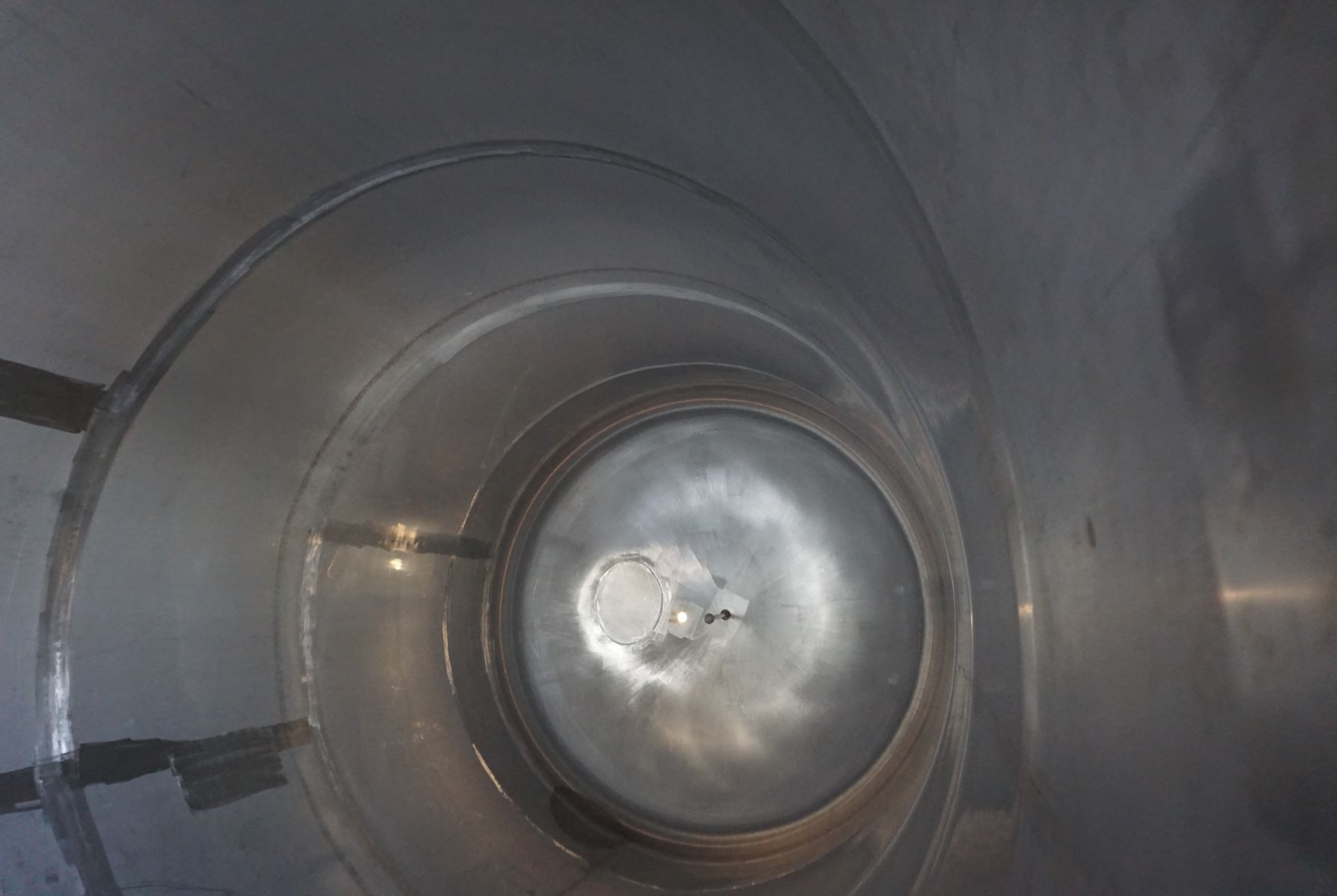 Behälter 38.000 Liter aus V2A, einwandig