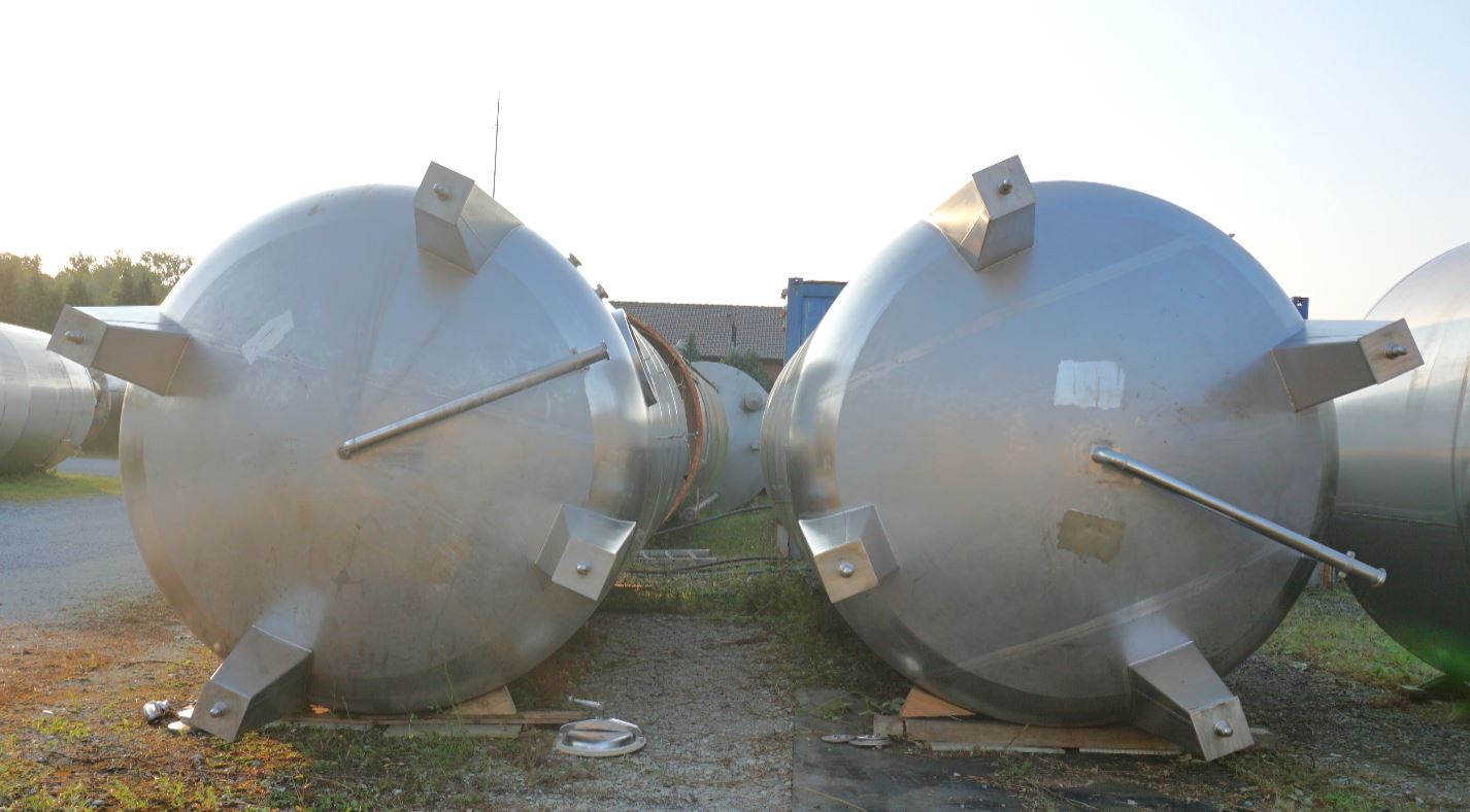 Behälter 38.000 Liter aus V2A, einwandig