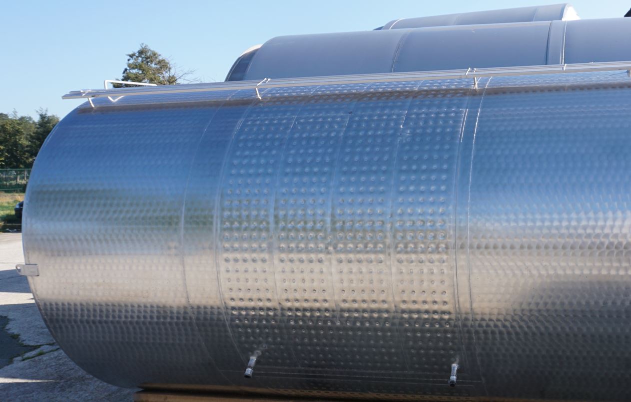 Behälter 12.500 Liter aus V2A temperierbar