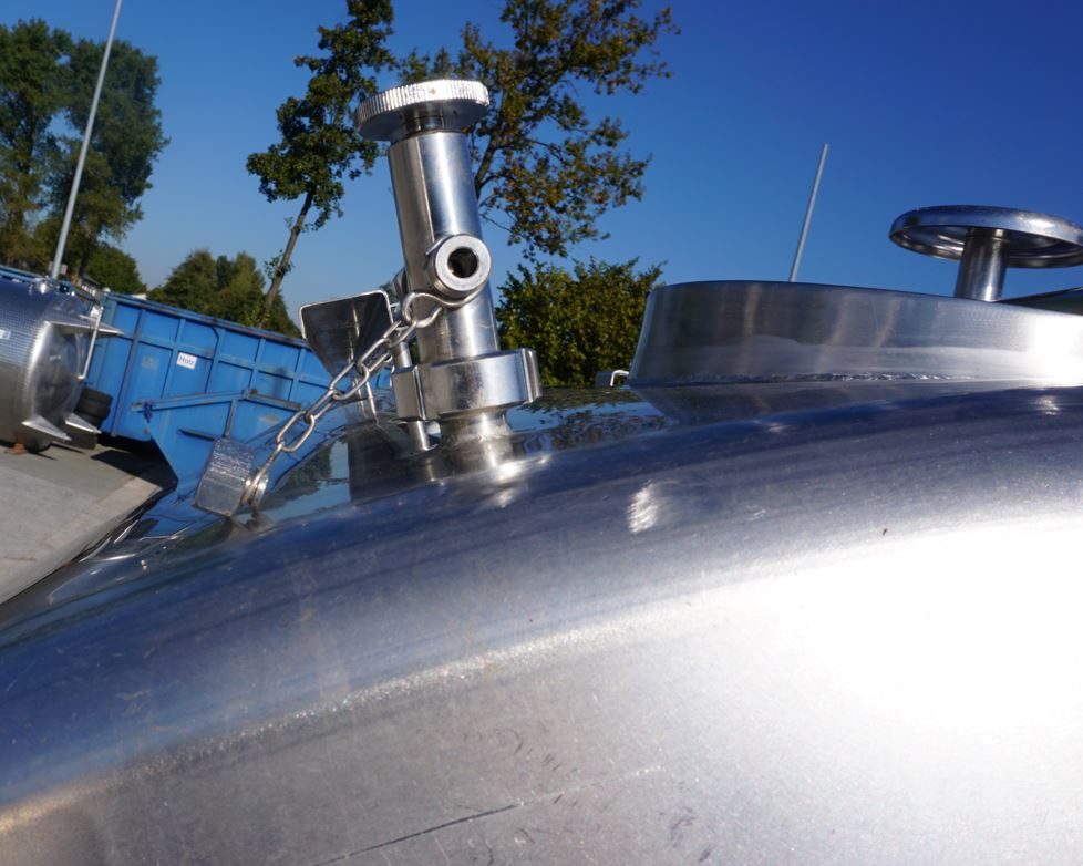 Behälter 12.500 Liter aus V2A temperierbar