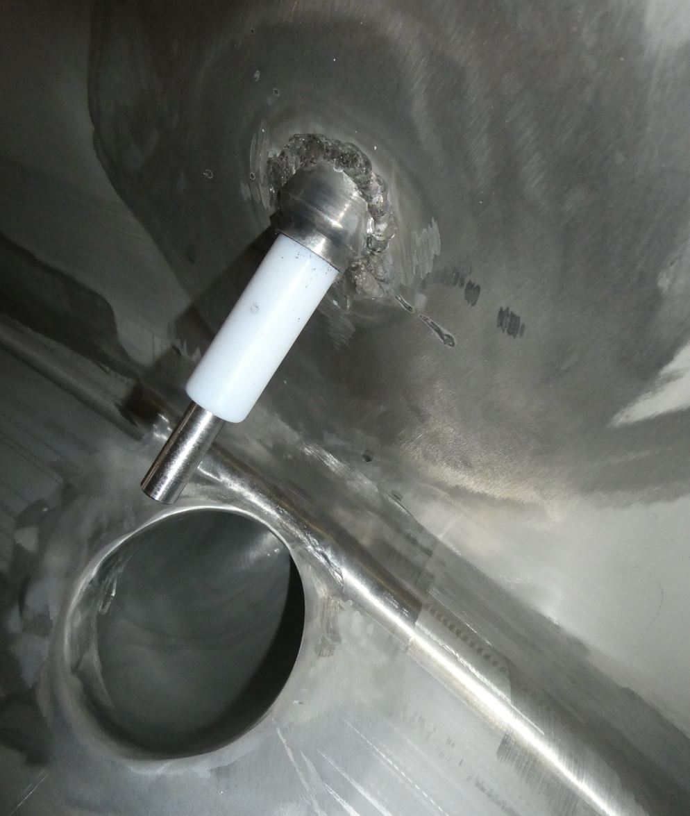 Behälter 60.000 Liter aus V2A isoliert