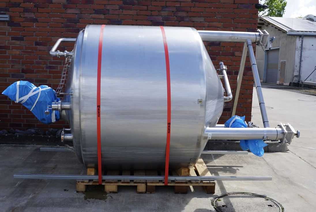 Behälter 3.000 Liter aus V2A, isoliert