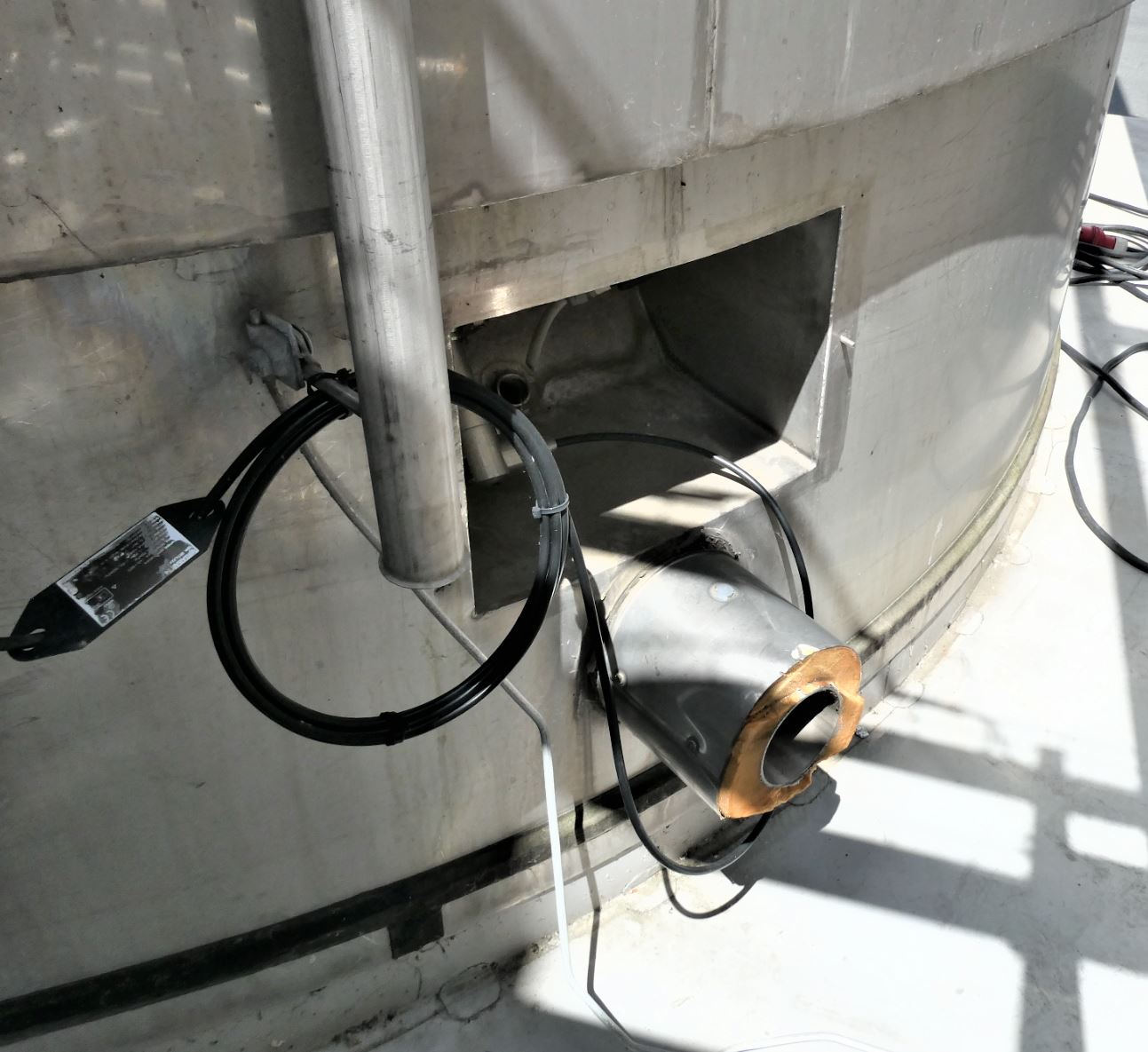 Behälter 75.000 /  35.000 Liter aus V2A isoliert, gebraucht