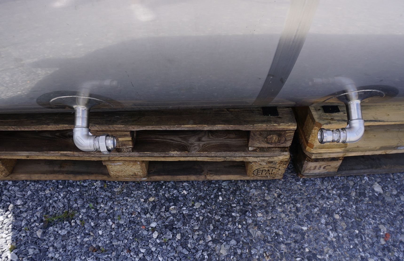 Drucktank 2.160 Liter aus V2A, kühlbar, isoliert