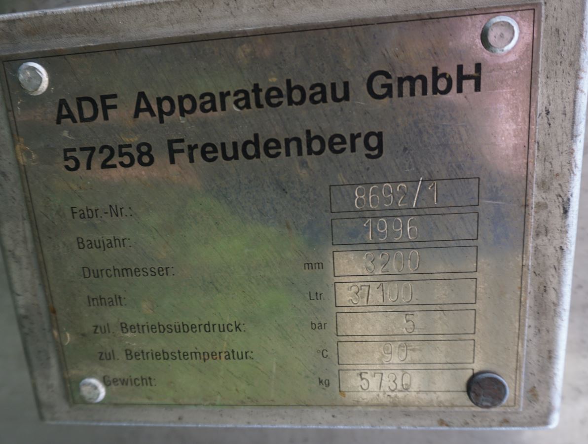 Filterbehälter 37.100 Liter aus V4A, einwandig