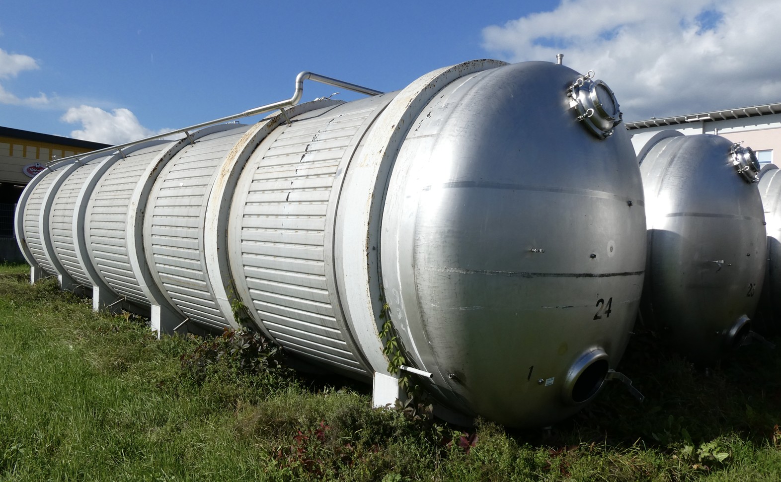 Behälter 72.500 Liter aus V2A, kühlbar