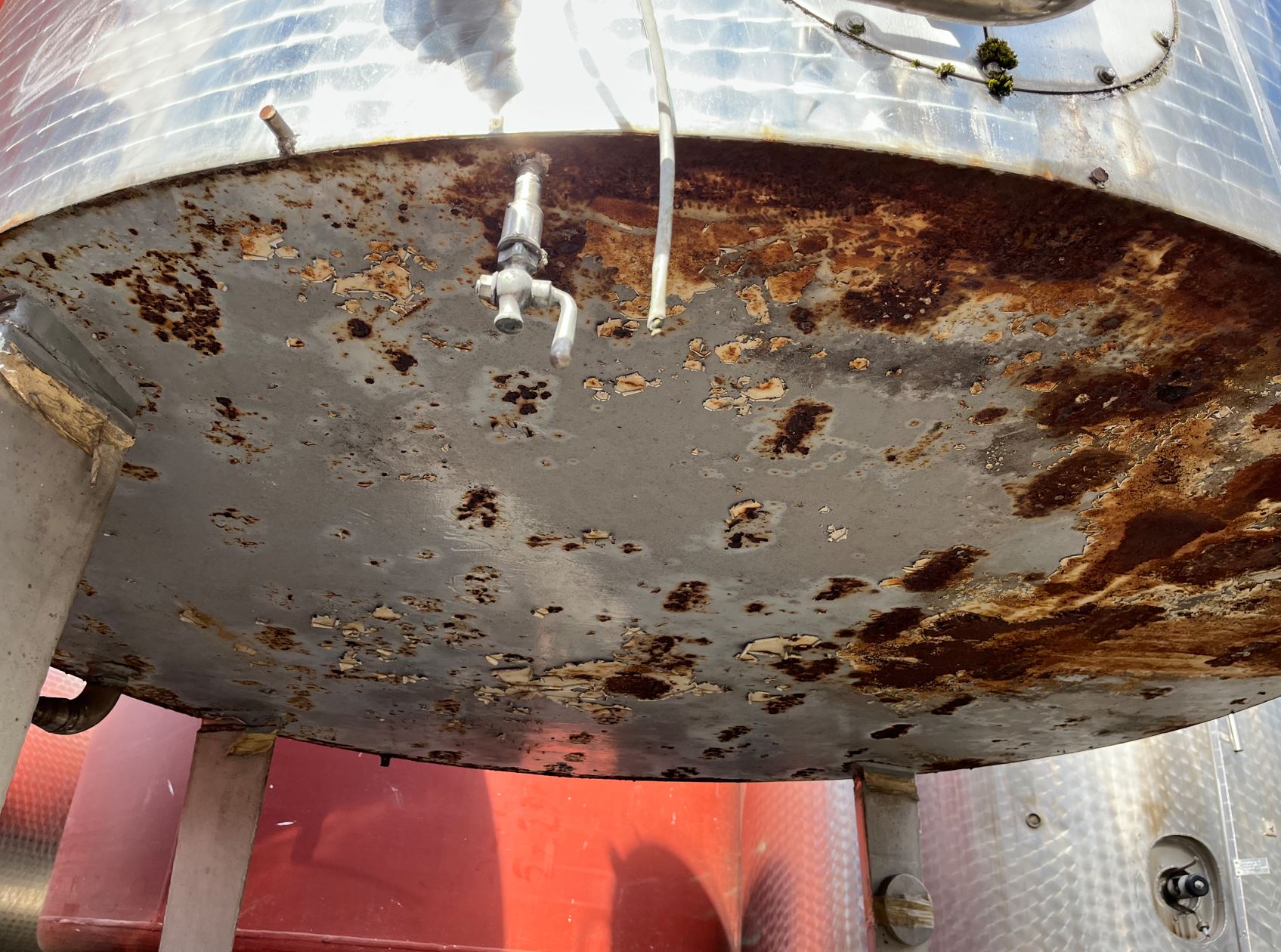 Behälter 3.500 Liter aus V2A, isoliert