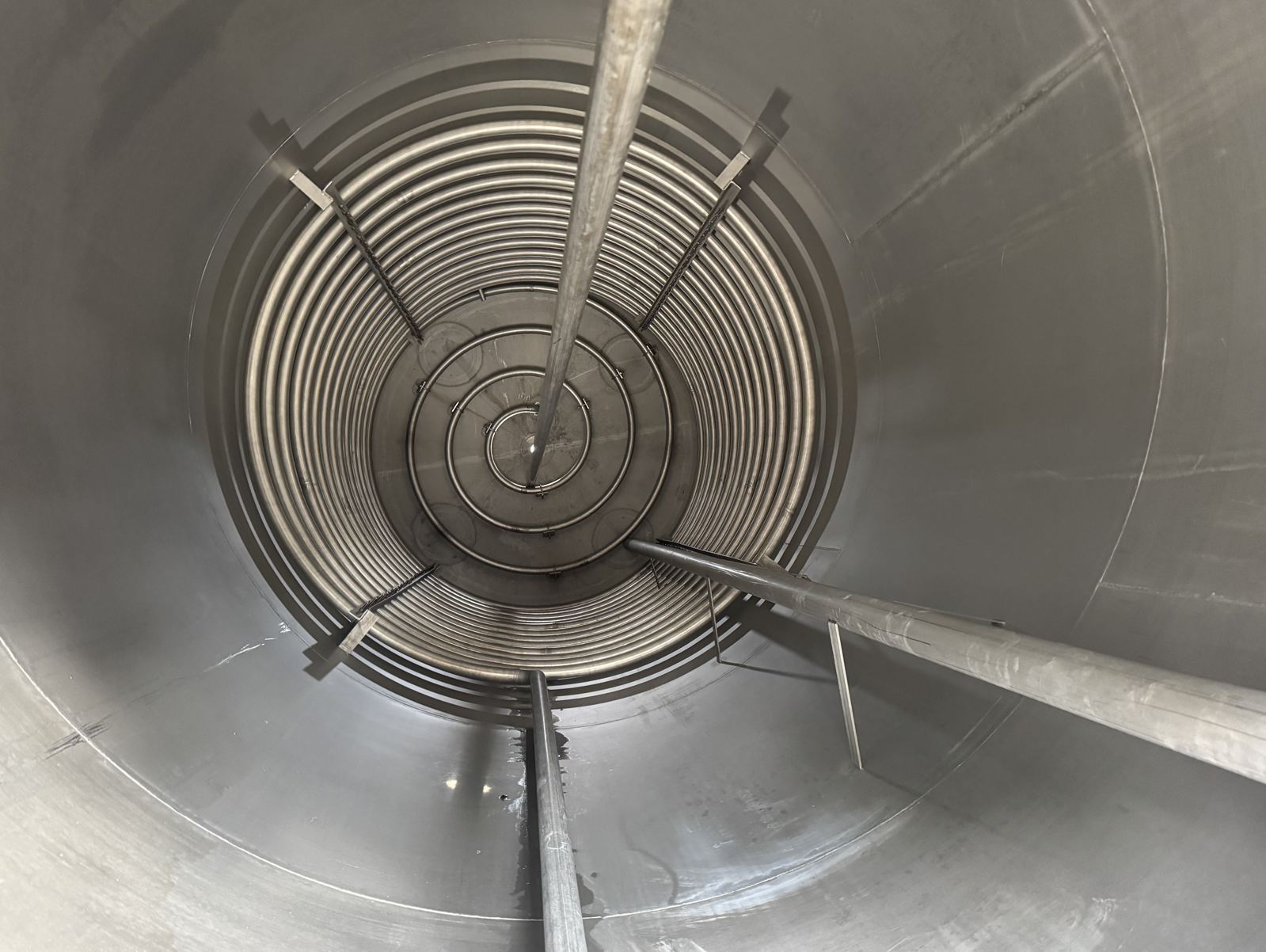 Druckbehälter 30.000 Liter aus V2A, einwandig