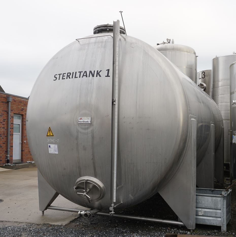 Behälter 42.000 Liter aus V2A einwandig, gebraucht