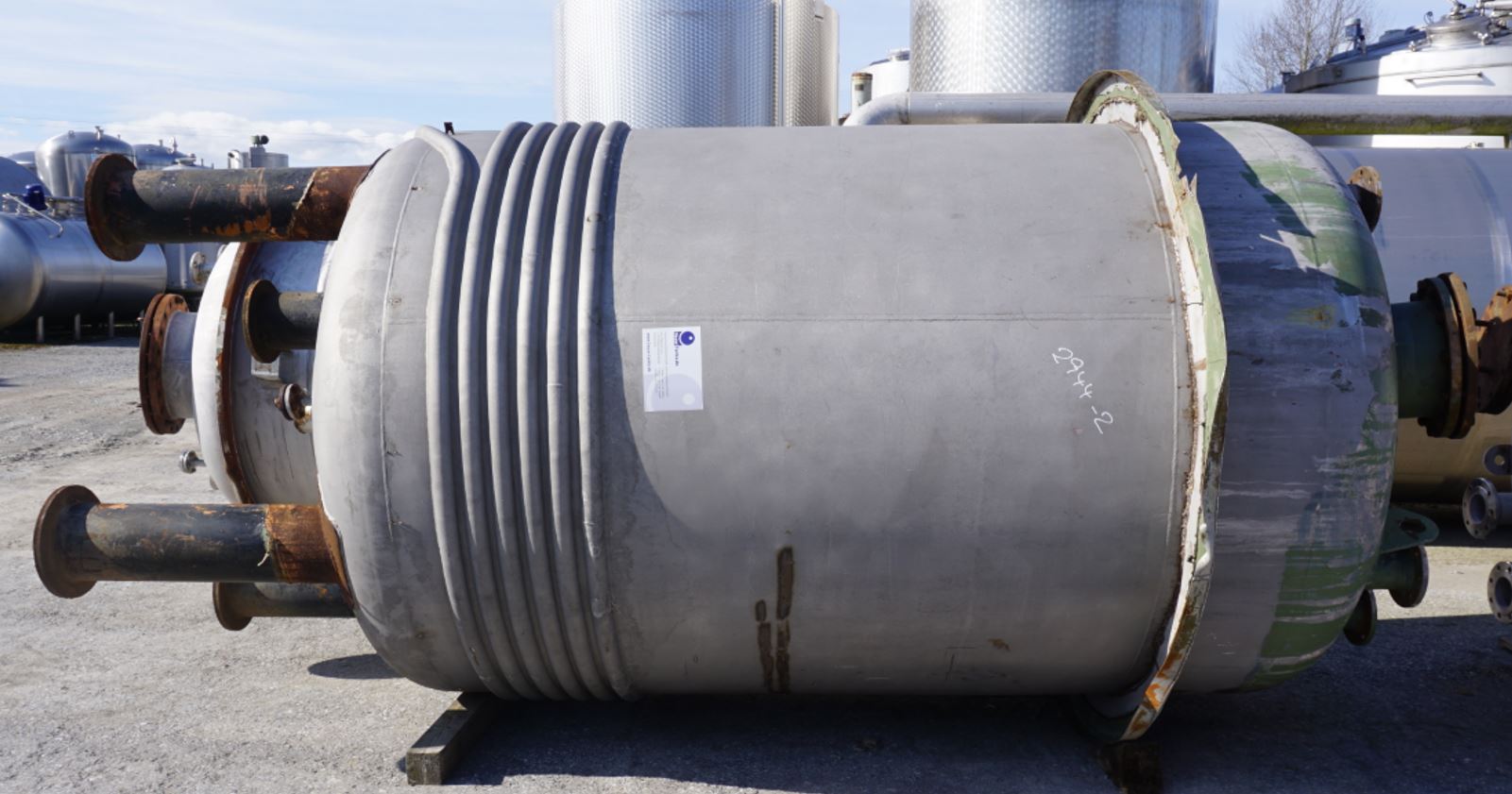 Behälter 7.500 Liter aus V4A, temperierbar