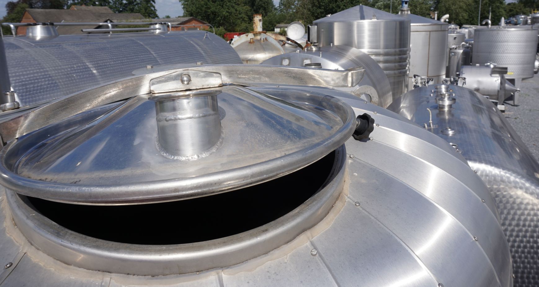 Behälter 4.500 Liter aus V4A, isoliert