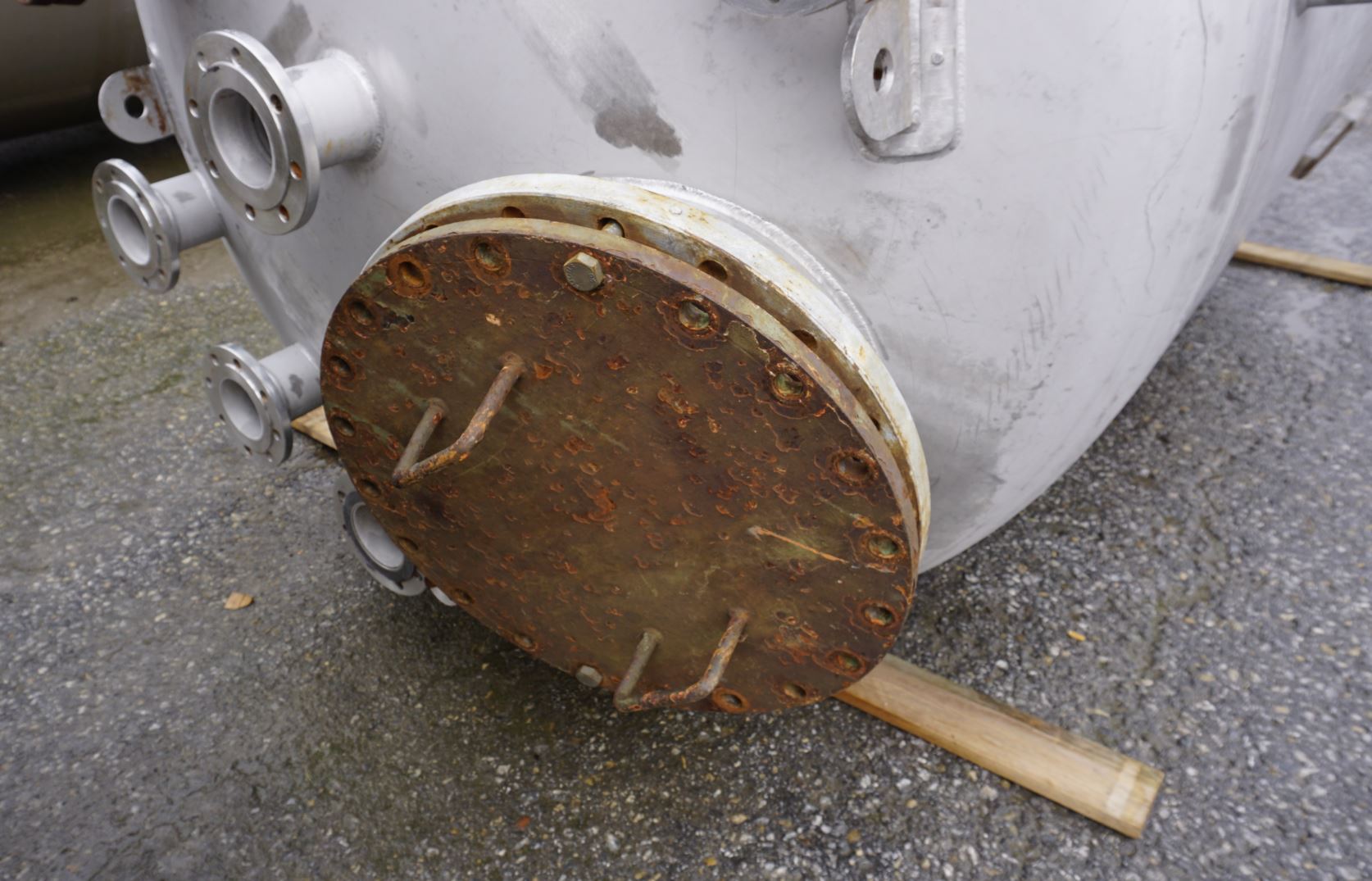 Behälter 7.500 Liter aus V4A, temperierbar
