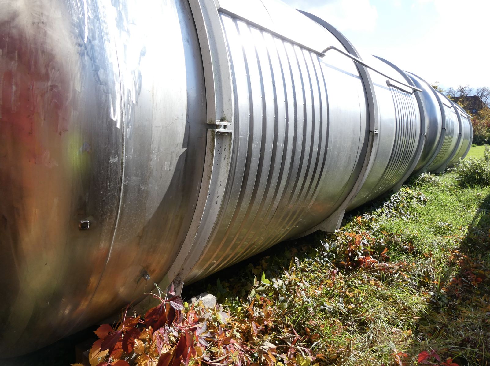 Behälter 53.000 Liter aus V2A, kühlbar