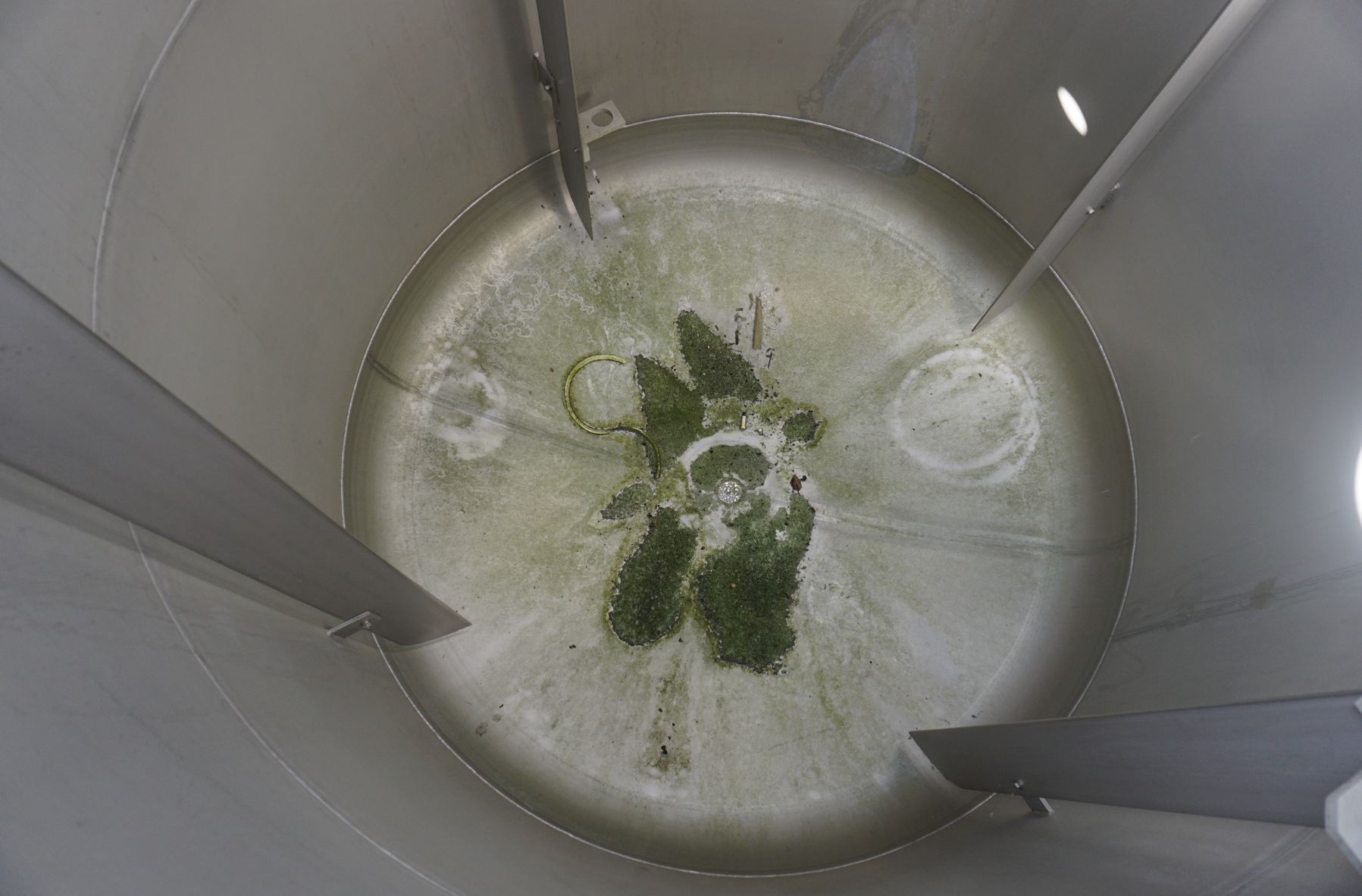 Behälter 10.000 Liter aus V2A, temperierbar