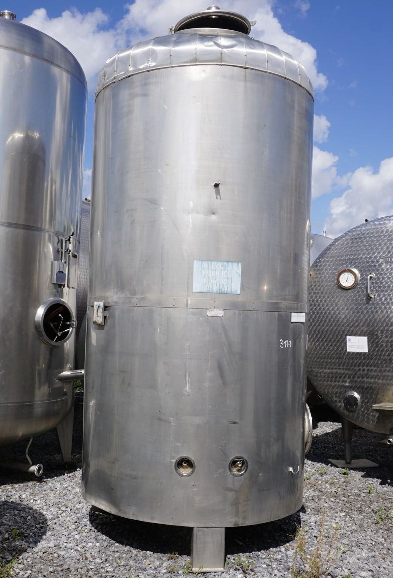 Behälter 4.500 Liter aus V4A, isoliert