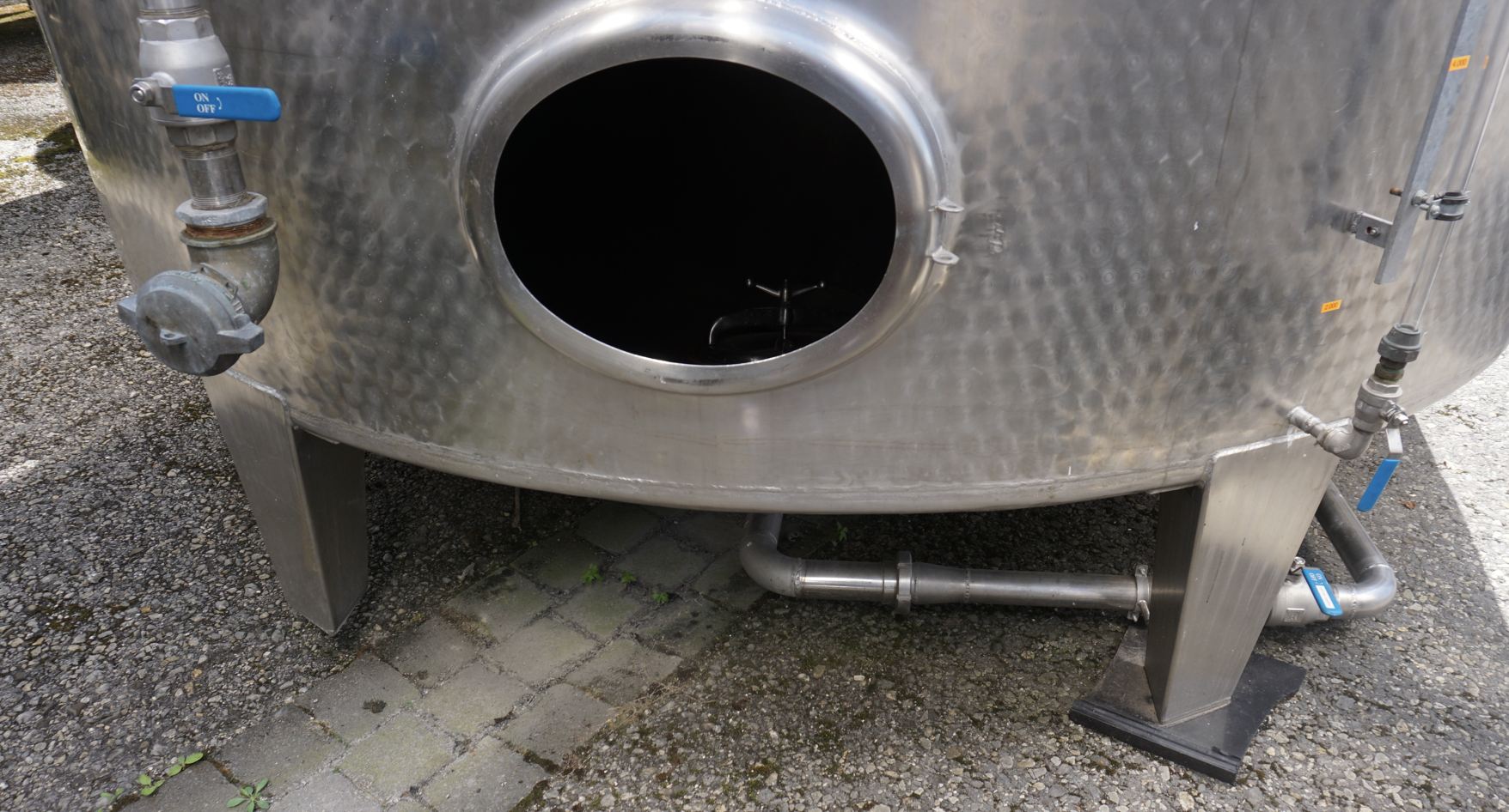 Behälter 25.000 Liter aus V2A, einwandig
