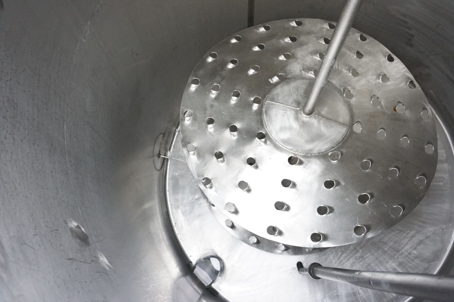 Behälter 2.500 Liter aus V2A isoliert, gebraucht