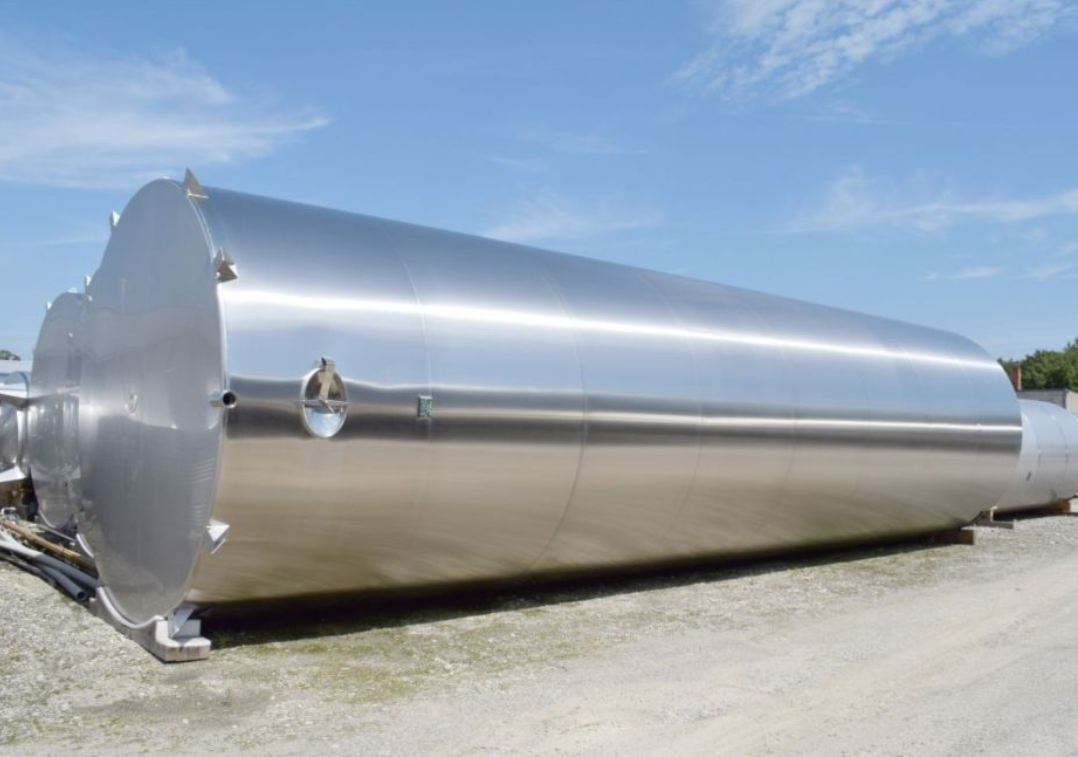 Behälter 105.000 Liter aus V4A, werksneu