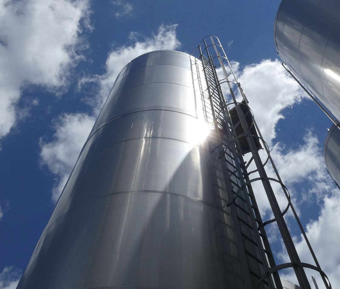 Behälter 75.000 /  35.000 Liter aus V2A isoliert, gebraucht