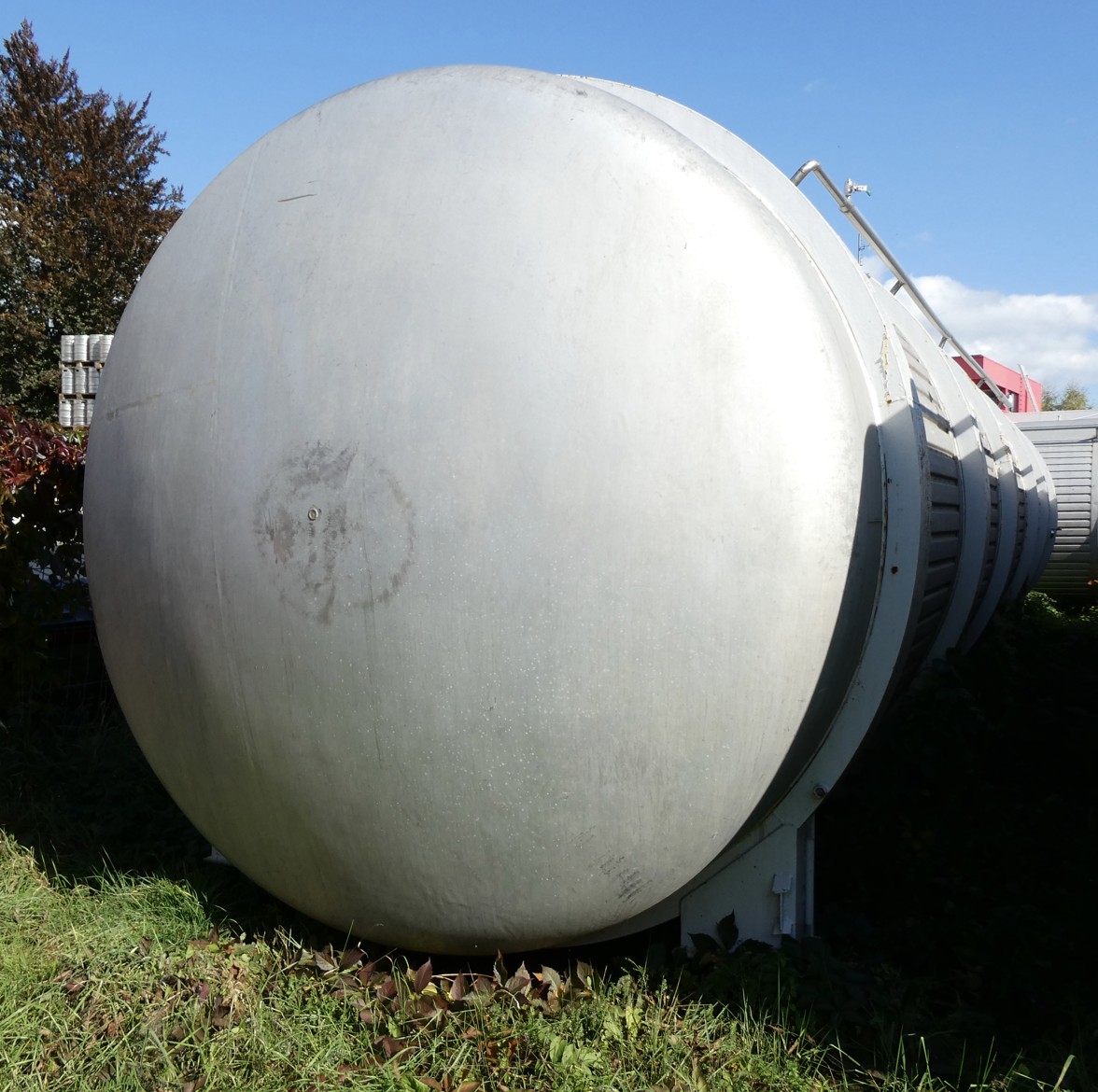 Behälter 72.500 Liter aus V2A, kühlbar