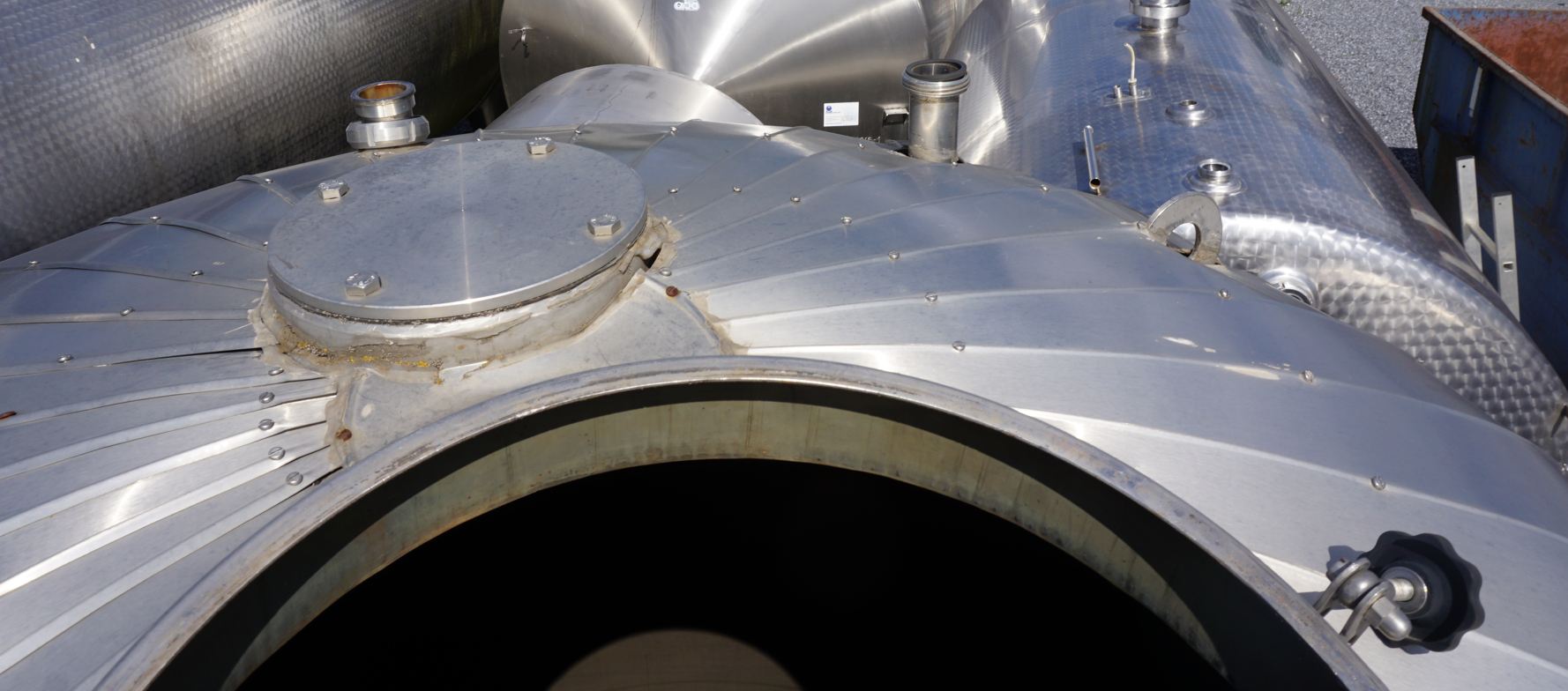 Behälter 4.500 Liter aus V4A, isoliert