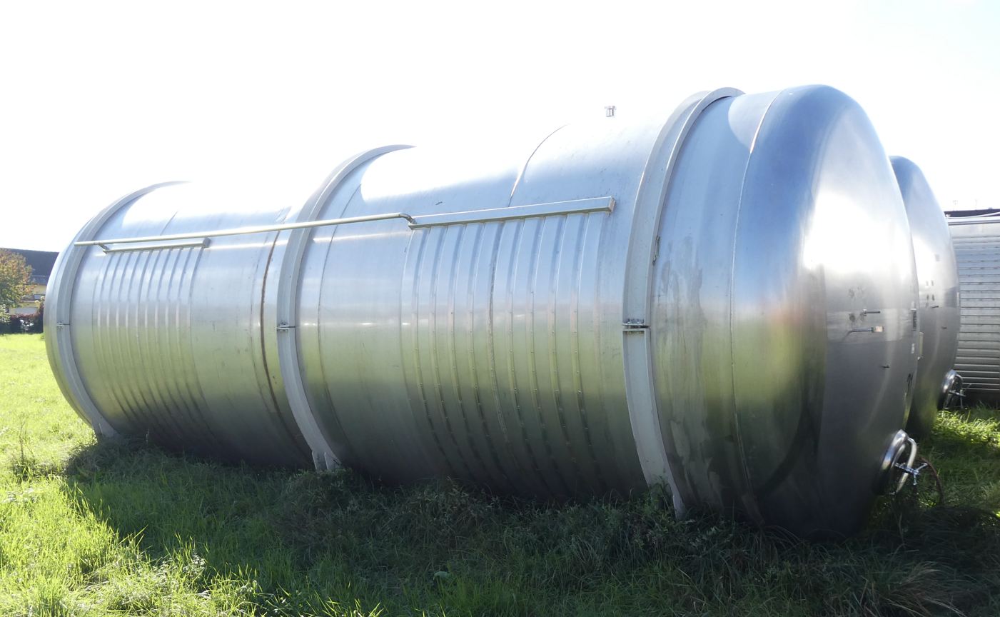 Behälter 53.000 Liter aus V2A, kühlbar