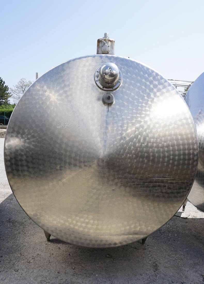 Behälter 6.000 Liter aus V2A, isoliert