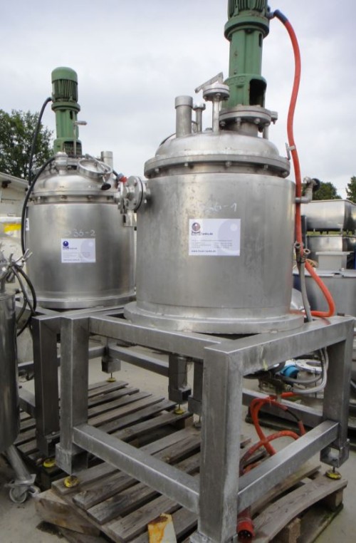 Behälter 200 Liter aus V2A, gebraucht,
temperierbar, isoliert