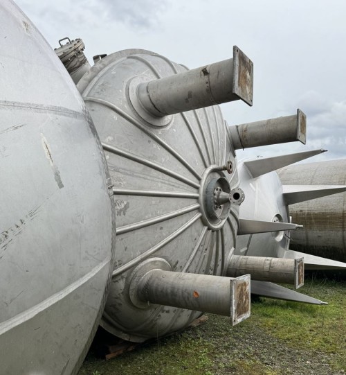 Behälter 100.000 Liter aus V4A, einwandig, temperierbar, gebraucht