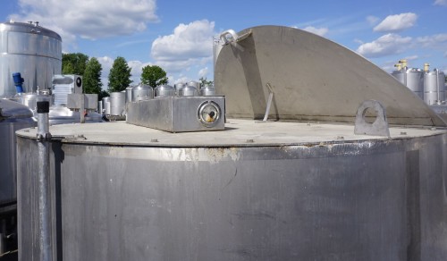 Behälter 2.500 Liter aus V2A, heizbar, isoliert, gebraucht