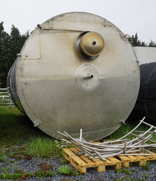 Behälter 58.000 Liter aus V2A isoliert, gebraucht