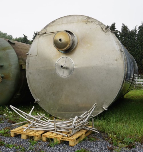 Behälter 58.000 Liter aus V2A isoliert, gebraucht