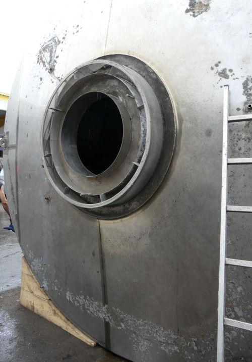 Behälter 120.000 Liter aus V2A isoliert, gebraucht