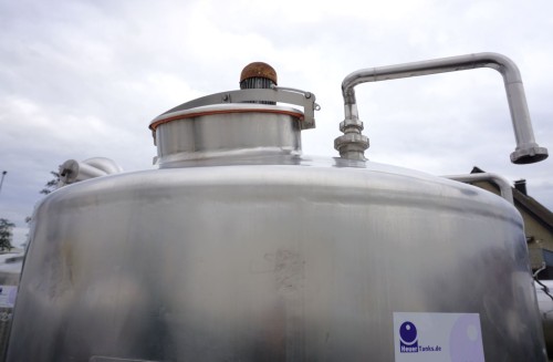 Behälter 2.500 Liter aus V2A isoliert, gebraucht