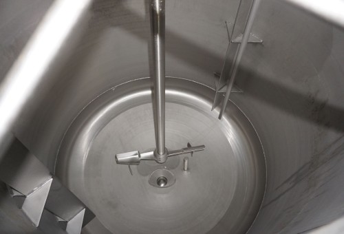 Behälter 2.410 Liter aus V4A temperierbar, isoliert, gebraucht