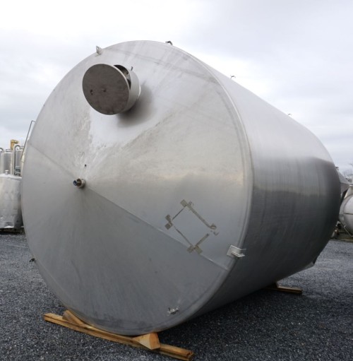 Behälter 37.000 Liter aus V2A, einwandig, gebraucht