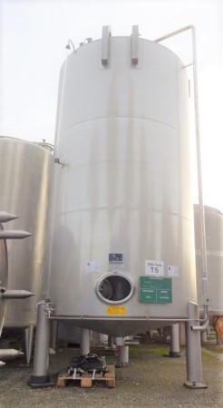 Behälter 25.000 Liter aus V2A, gebraucht, einwandig