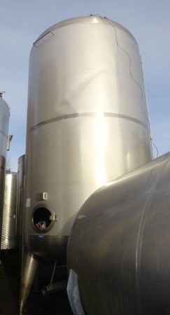 Behälter 27.200  Liter aus V2A, gebraucht, einwandig