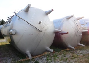 Behälter 43.000 Liter aus V2A, gebraucht, einwandig