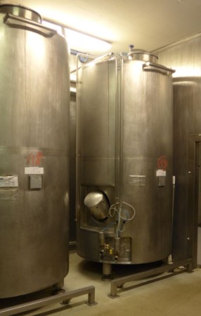 Behälter 3.500 Liter aus V4A, isoliert, temperierbar