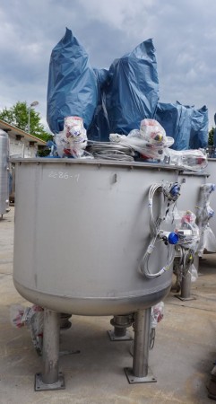 Zirkulationsbehälter 1.100 Liter aus V2A einwandig, ungebraucht