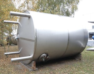 Behälter 25.000 Liter aus V2A. isoliert, gebraucht