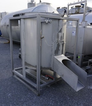 Feststoffbehälter 900 Liter aus V2A, einwandig, gebraucht